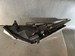 SUZUKI SWIFT ZC72S ZD72S Genuine Headlight / STANLEY P9119 / Right Side x1