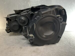 Volkswagen Golf 1KCAV Genuine Headlight HELLA 1EG009901-04 / Right Side x1