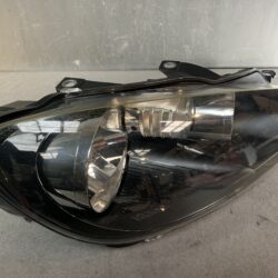 Volkswagen Golf 1KCAV Genuine Headlight HELLA 1EG009901-04 / Right Side x1