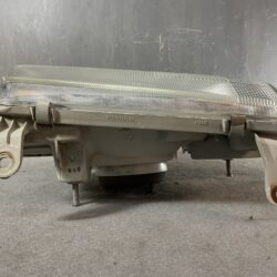 TOYOTA CROWN COMFORT YXS10 Genuine Headlight KOITO 100-76343/ Right Side x1
