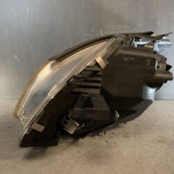 TOYOTA MARK X ZiO ANA10 Genuine Headlight STANLEY 72-2 81110-72021/ Right Side x1