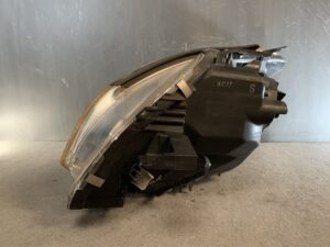TOYOTA MARK X ZiO ANA10 Genuine Headlight STANLEY 72-2 81110-72021/ Right Side x1