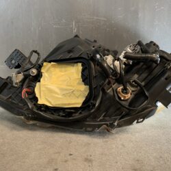 TOYOTA MARK X ZiO ANA10 Genuine Headlight STANLEY 72-2 81110-72021/ Right Side x1