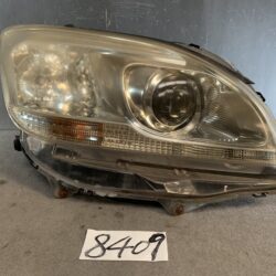 TOYOTA MARK X ZiO ANA10 Genuine Headlight STANLEY 72-2 81110-72021/ Right Side x1