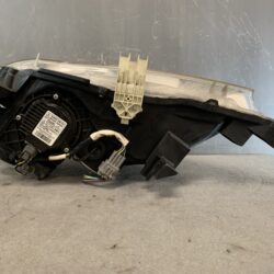 NISSAN SERENA FC26 Genuine Headlight KOITO 100-23097 / Right Side x1