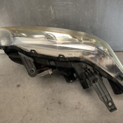 NISSAN SERENA FC26 Genuine Headlight KOITO 100-23097 / Right Side x1