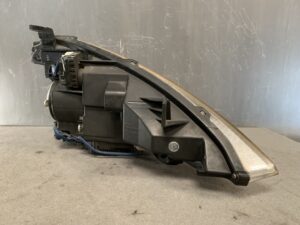 NISSAN MURANO Z50 TZ50 PNZ50 HID Headlight / KOITO 100-63779 /Left Side x1