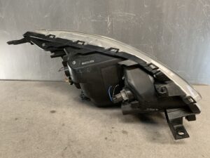 MITSUBISHI MIRAGE A05A A03A Genuine Headlight / STANLEY W0504 / Left Side x1