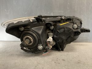 TOYOTA MARK X ZiO ANA10 Genuine Headlight STANLEY 72-2 81110-72021/ Left Side x1