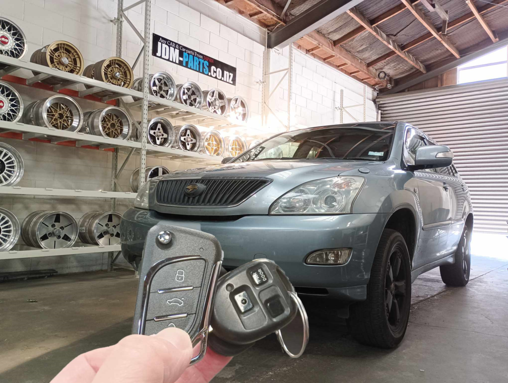 Toyota Harrier Hybrid Replacement key » JDM-PARTS NZ