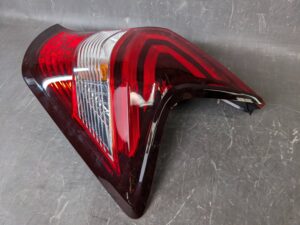 NISSAN NOTE E12 NE12 Genuine Taillight / ICHIKOH D202 / Right