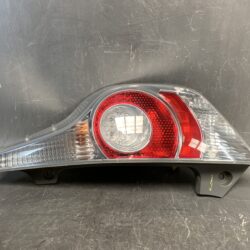 Toyota Aqua NHP10 Genuine Taillight /STANLEY 52-252/ Right Side