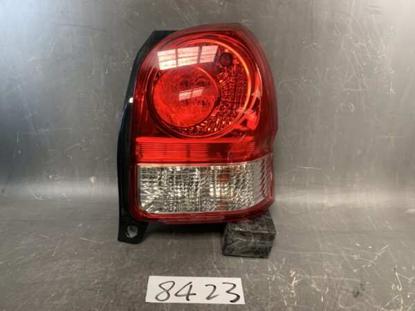 Toyota Porte NCP141 NCP145 Taillight / STANLEY 52-257 / Right Side x1 » JDM-PARTS NZ