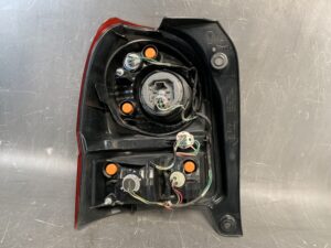 Toyota Porte NCP141 Genuine Taillight / STANLEY 52-257/ Right Side x1