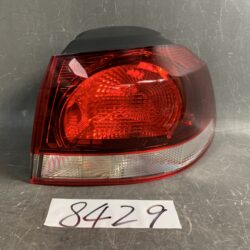 Volkswagen VW Golf 6 MK6 Genuine Taillight 5K0 945 096 M Right Side x1　