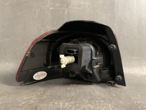 olkswagen Golf 1KCCZ Genuine Taillight / HELLA 009 922-06 0245/ Right Side x1