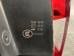 olkswagen Golf 1KCCZ Genuine Taillight / HELLA 009 922-06 0245/ Right Side x1