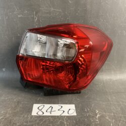 SUBARU Impreza XV GP Genuine Taillight / MOBIS FAM924-02 / Right Side x1　