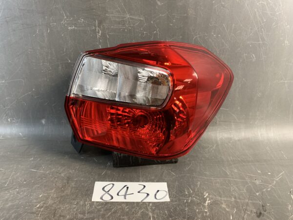SUBARU Impreza XV GP Genuine Taillight / MOBIS FAM924-02 / Right Side x1　 » JDM-PARTS NZ