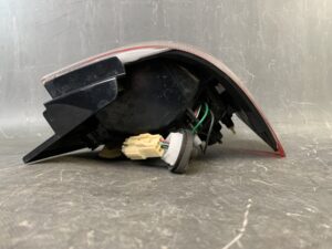 MITSUBISHI DELICA D2 MB15S Genuine Taillight / TOKAI DENSO 35603-54MO R