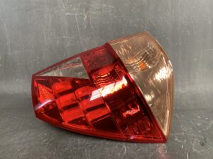 Honda Edix BE8 Genuine Taillight / ICHIKOH 4990/ Right Side x1