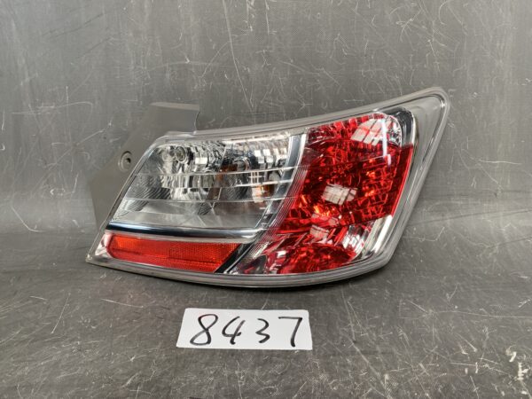 DAIHATSU COO M401S Genuine Taillight / KOITO 220-51858/ Right Side x1 » JDM-PARTS NZ