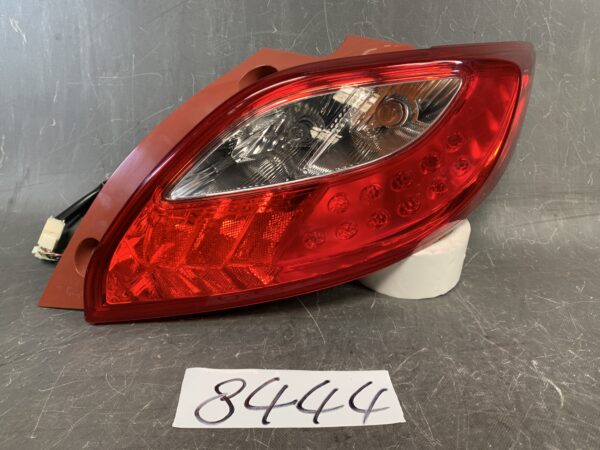 MAZDA 2 DEMIO DE DEJFS DE3FS DE5FS Taillight / STANLEY P5776 R / Right Side x1 » JDM-PARTS NZ