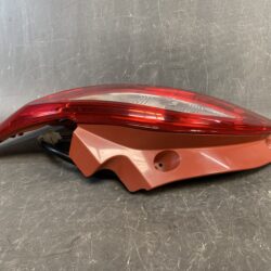 MAZDA DEMIO DE DEJFS DE3FS DE5FS Genuine Taillight / STANLEY P5776 R / Right Side x1