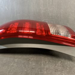 Toyota Wish ZNE10G Genuine Taillight / ICHIKOH 68-14/ Right Side x1