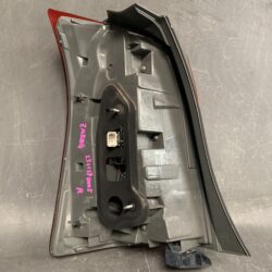 Toyota Wish ZNE10G Genuine Taillight / ICHIKOH 68-14/ Right Side x1