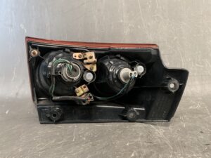 MITSUBISHI COLT PLUS Z21W Z22W Z23W Z24W Genuine Taillight / STANLEY P4600 R/ Right Side x1