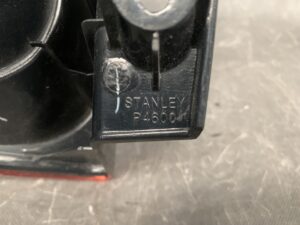 MITSUBISHI COLT PLUS Z21W Z22W Z23W Z24W Genuine Taillight / STANLEY P4600 R/ Right Side x1