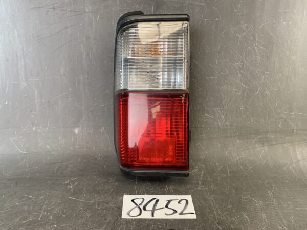 MAZDA Bongo NISSAN Vanette SK SE S21 Taillight KOITO 220-61471 L 220-61871 Left Side x1 » JDM-PARTS NZ