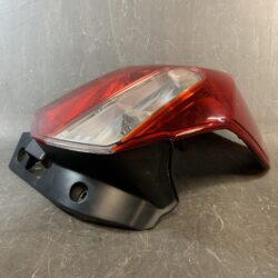 SUBARU XV IMPREZA GP GP2 GP3 GP6 GP7 Genuine Taillight / FAM924-01 / Left Side x1
