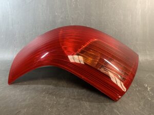 SUZUKI SWIFT ZC11S Genuine Taillight / Stanley P4476 L/ Left Side x1