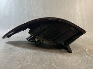 TOYOTA ESTIMA ACR30 Genuine Taillight / ICHIKOH 28-196 /Left Side x1