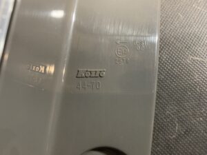 TOYOTA ISIS ZGM10 Genuine Taillight / KOITO 44-70/ Left Side x1