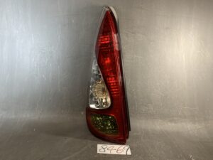 TOYOTA FunCargo NCP20 NCP25 Taillight KOITO 52-091 Left Side x1