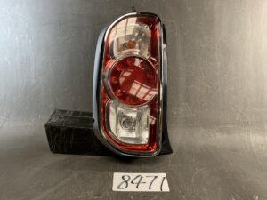 SUZUKI HUSTLER Taillight TOKAIDENSO 35603-65P0 L Left Side x1