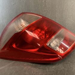 TOYOTA RACTIS SCP100 NCP100 NCP105 TAILLIGHT Rear light KOITO 52-159 /Left Side x1