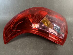 SUZUKI SWIFT ZC11S Genuine Taillight / AL 28.37 /Left Side x1