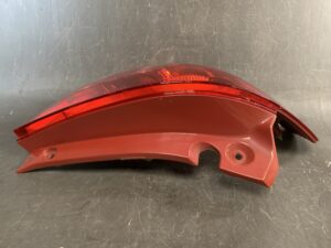 SUZUKI SWIFT ZC11S Genuine Taillight / AL 28.37 /Left Side x1