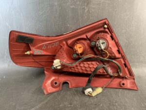 SUZUKI SWIFT ZC11S Genuine Taillight / AL 28.37 /Left Side x1