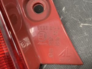 SUZUKI SWIFT ZC11S Genuine Taillight / AL 28.37 /Left Side x1