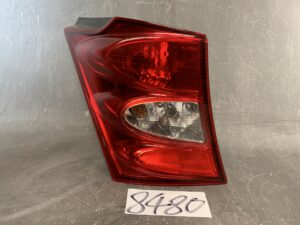 HONDA FREED SPIKE GB3 GB4 Genuine Taillight ICHIKOH D065 Left Side x1