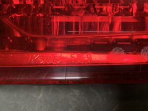 TOYOTA ALPHARD MNH10W Genuine Taillight / KOITO 58-9/ Right Side x1