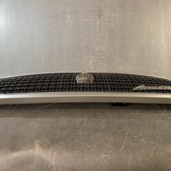TOYOTA CROWN ATHLETE JZS17 Front Radiator Grill