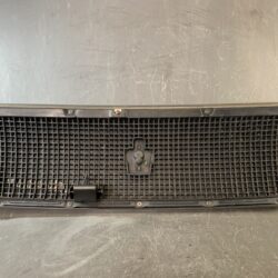 TOYOTA CROWN ATHLETE JZS17 Front Radiator Grill