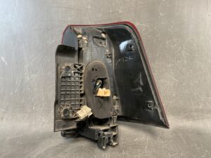 TOYOTA LandCruiser URJ202W Genuine Taillight/ KOITO 60-184 L / Left Side x1