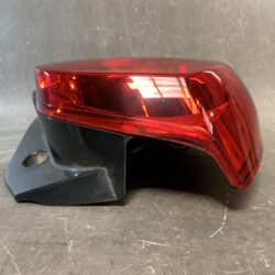 Toyota Porte NCP141 NCP145 Taillight / STANLEY 52-257 / Left Side x1
